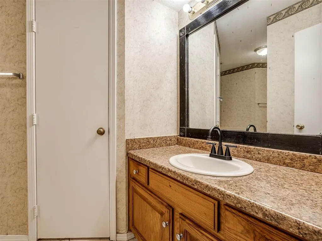 Photo 17 — 7804 NW 82nd Street, Oklahoma City, OK 73132