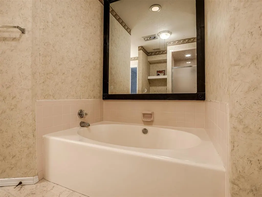 Photo 22 — 7804 NW 82nd Street, Oklahoma City, OK 73132