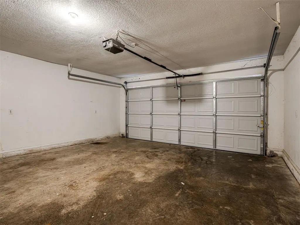 Photo 33 — 7804 NW 82nd Street, Oklahoma City, OK 73132