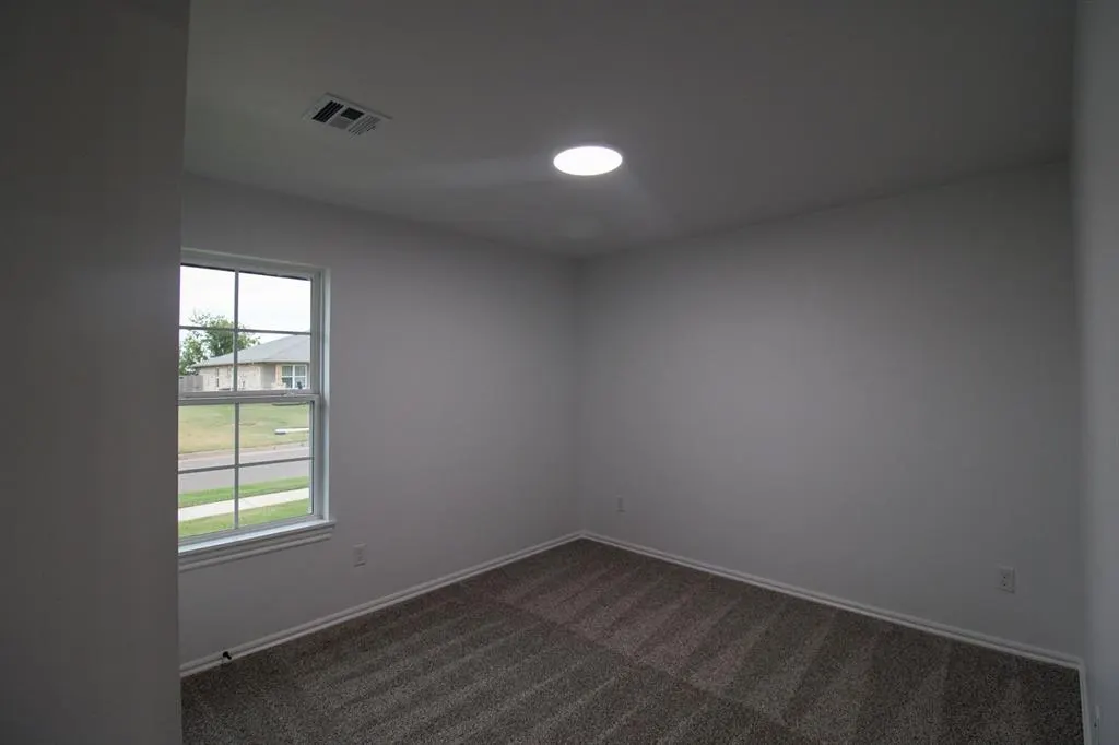 Photo 20 — 606 Laurel Grove, Washington, OK 73093