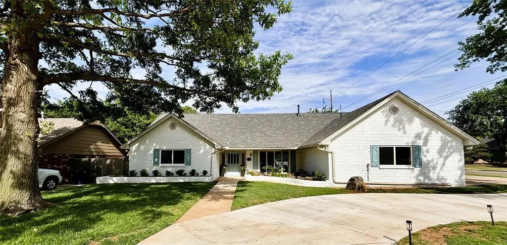 Front exterior — 10900 Willow Grove Road, Oklahoma City, OK 73120