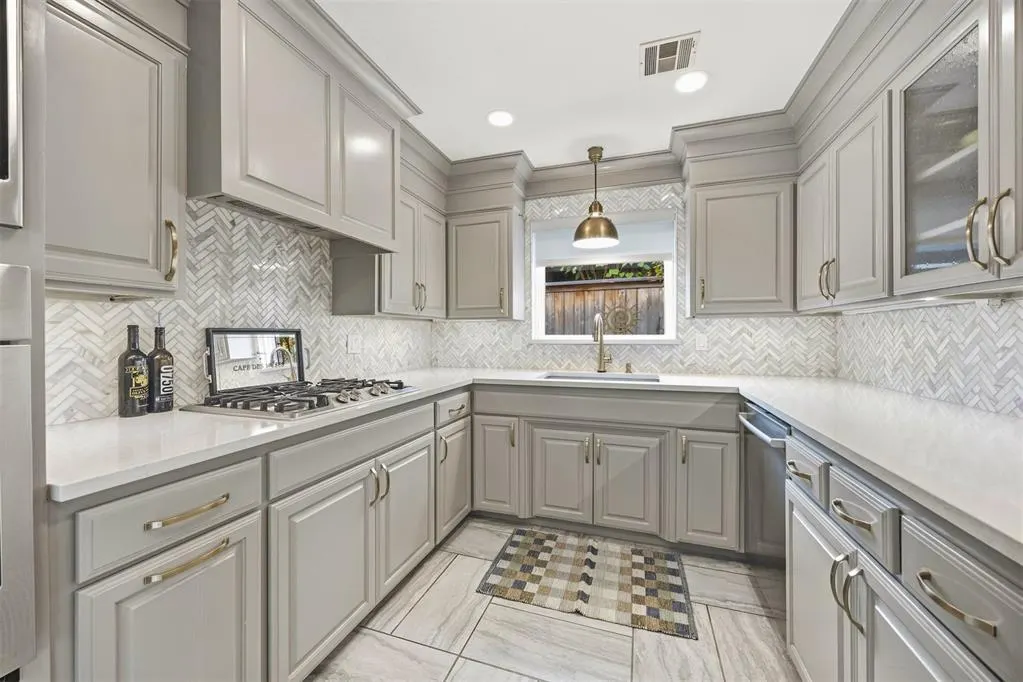 Photo 12 — 2217 NW 56th Terrace, Oklahoma City, OK 73112