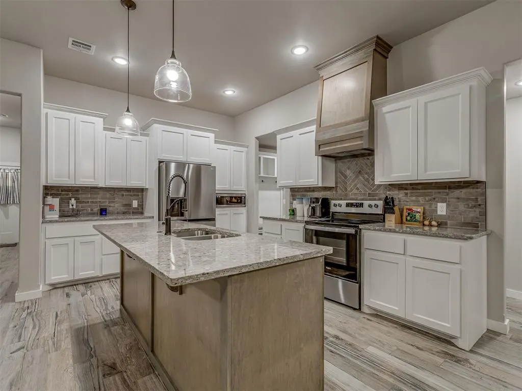 Photo 14 — 2319 N Greys Harbor Road, Blanchard, OK 73010