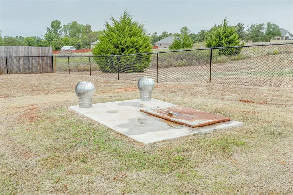 Photo 46 — 2319 N Greys Harbor Road, Blanchard, OK 73010