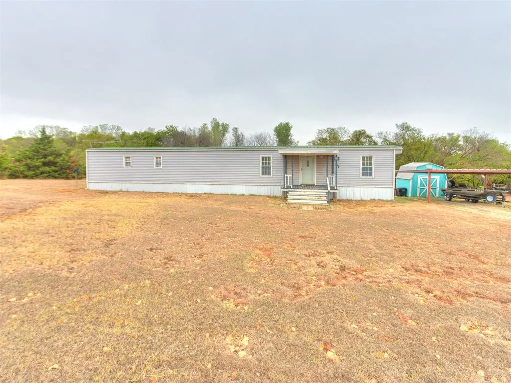 Photo 2 — 2112 County Road 1247, Tuttle, OK 73089