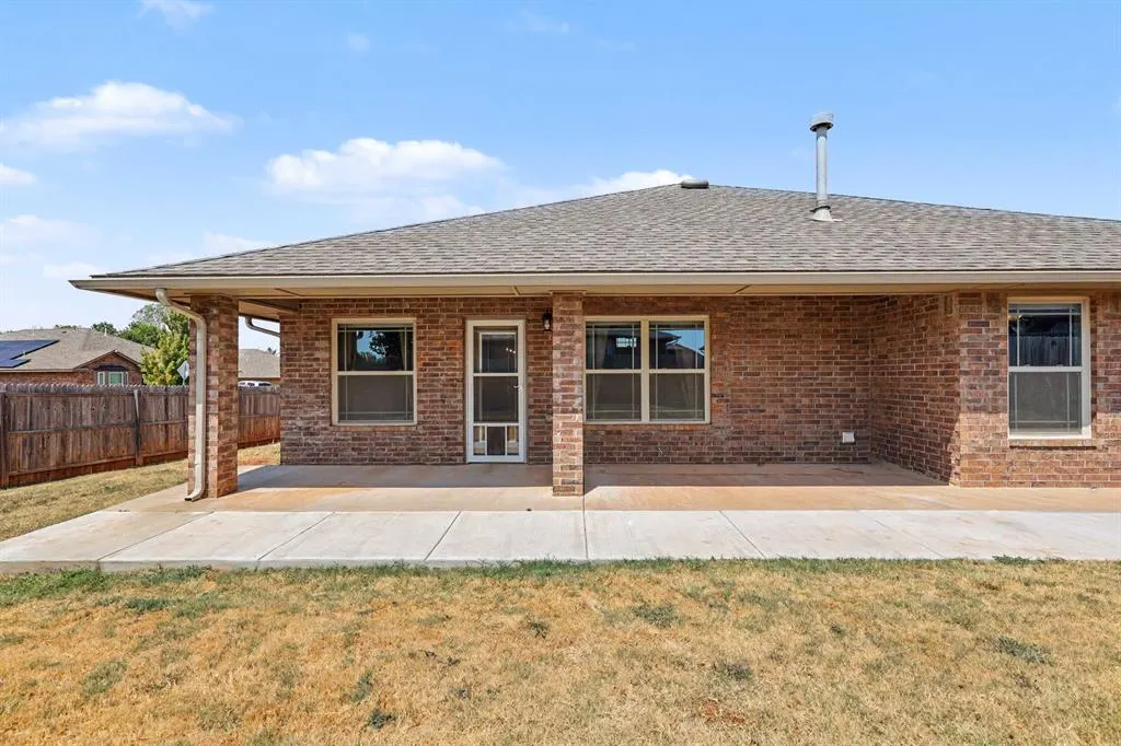 Photo 25 — 11116 NW 97th Street, Yukon, OK 73099