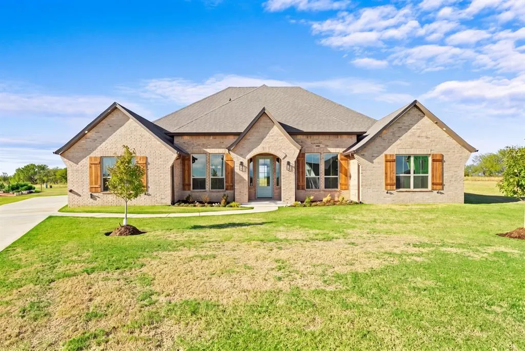 Front exterior — 2401 Heathery Park, Oklahoma City, OK 73128