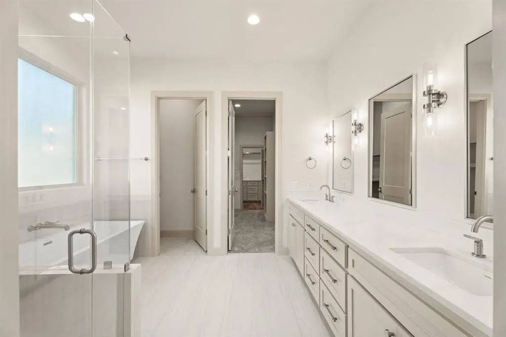 Photo 24 — 2401 Heathery Park, Oklahoma City, OK 73128