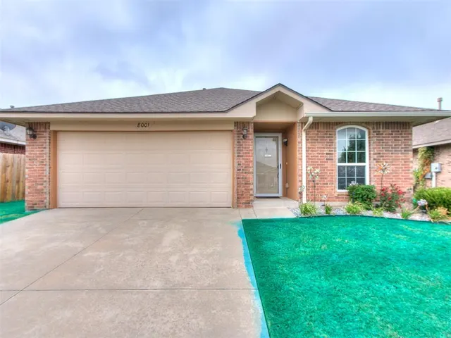Photo 3 — 8001 Eagle Circle, Oklahoma City, OK 73135