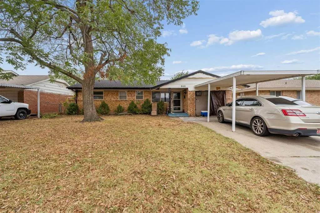 Front exterior — 908 SW 3rd Street, Moore, OK 73160