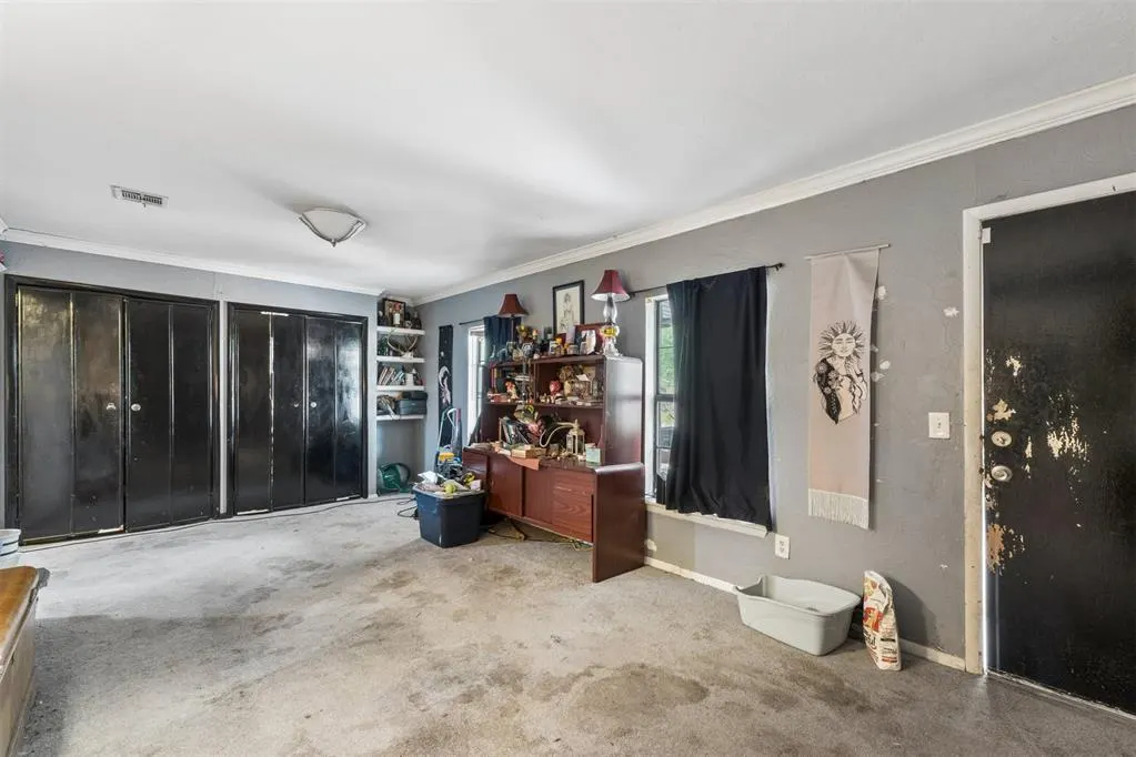 Photo 12 — 908 SW 3rd Street, Moore, OK 73160