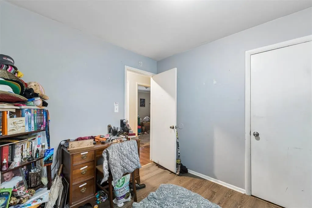 Photo 16 — 908 SW 3rd Street, Moore, OK 73160
