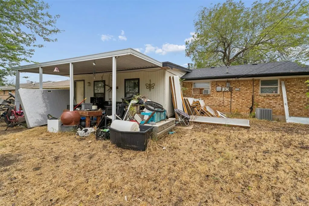 Photo 23 — 908 SW 3rd Street, Moore, OK 73160