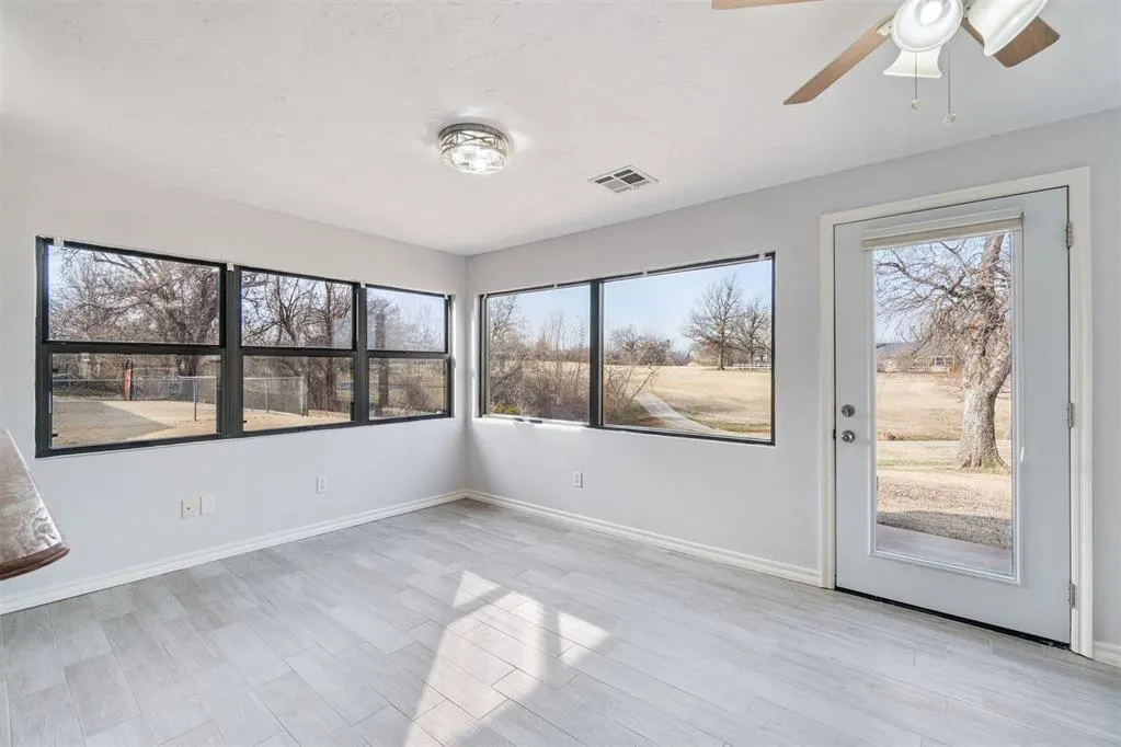 Photo 13 — 11805 Ashford Drive, Yukon, OK 73099