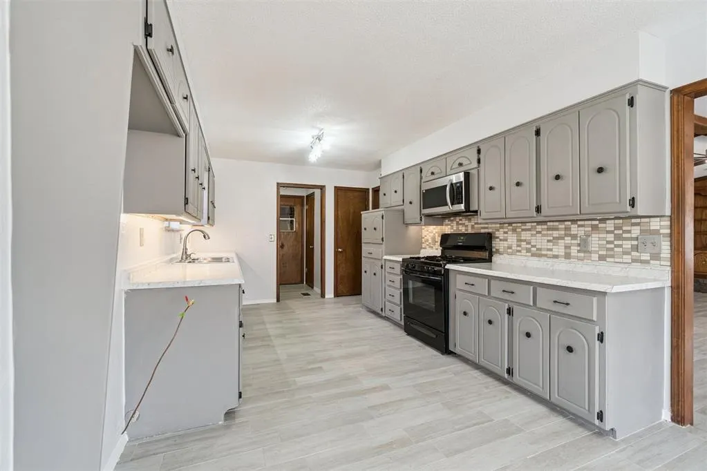 Photo 20 — 11805 Ashford Drive, Yukon, OK 73099