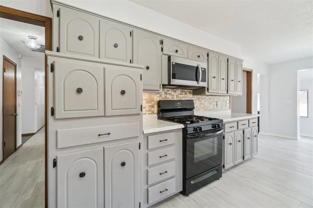 Photo 23 — 11805 Ashford Drive, Yukon, OK 73099