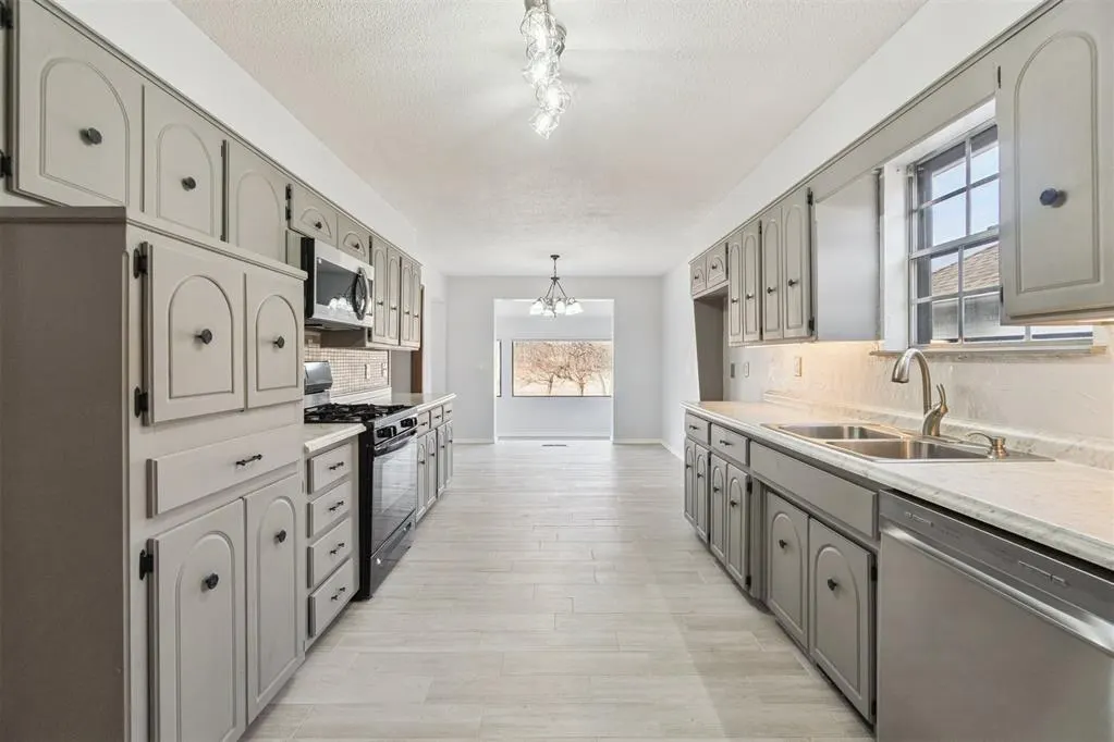Photo 24 — 11805 Ashford Drive, Yukon, OK 73099