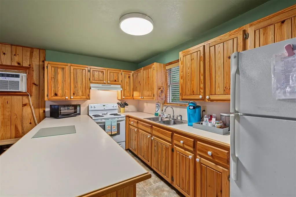 Photo 11 — 44 Bobber Road, Broken Bow, OK 74728