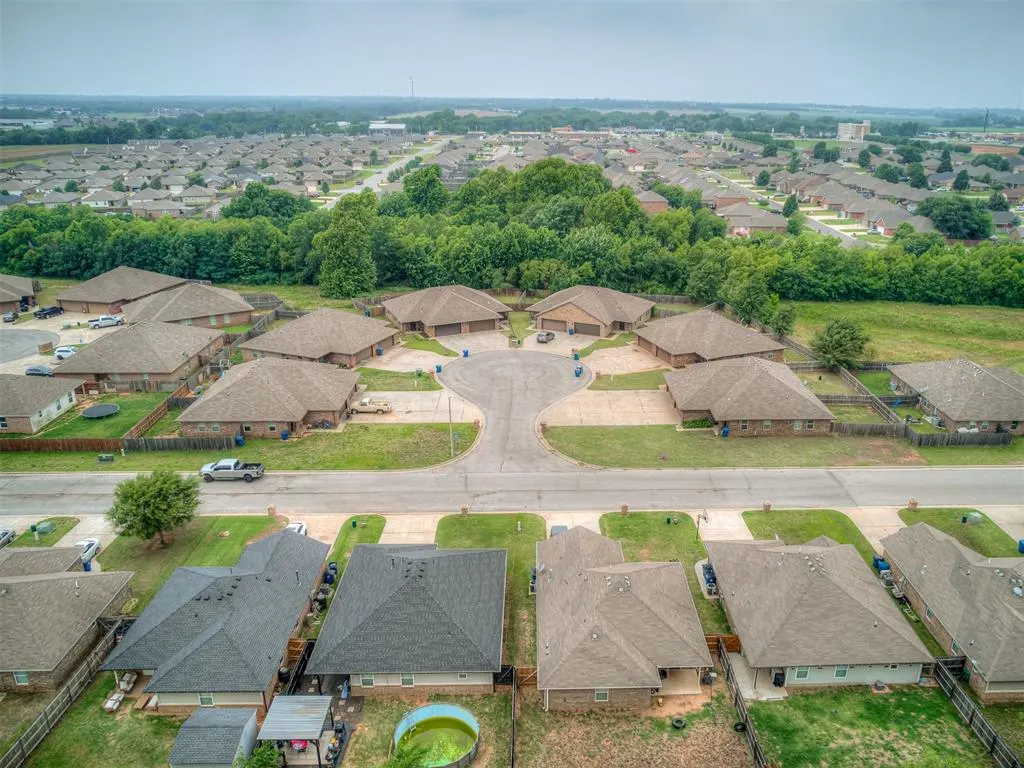 Photo 33 — 704 NE 21st Street 706, Newcastle, OK 73065