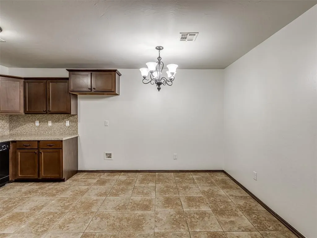 Photo 9 — 700 NE 21st Terrace 702, Newcastle, OK 73065