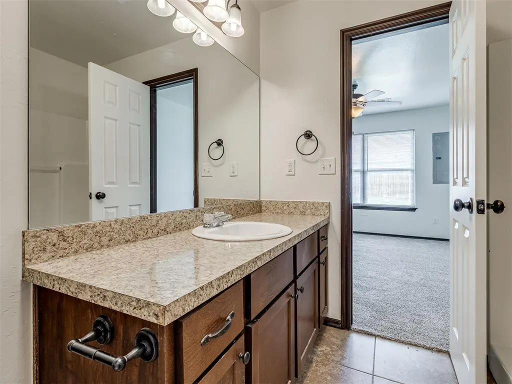 Photo 19 — 703 NE 21st Terrace 705, Newcastle, OK 73065