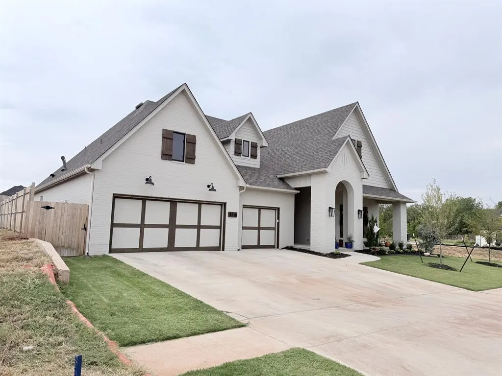 Photo 2 — 416 Explorer Trail, Norman, OK 73069