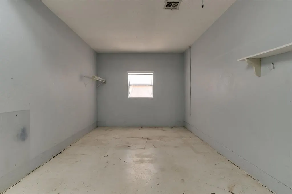 Photo 12 — 2105 Candy Lane, Del City, OK 73115