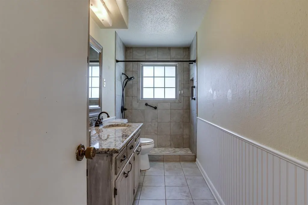 Photo 13 — 2105 Candy Lane, Del City, OK 73115