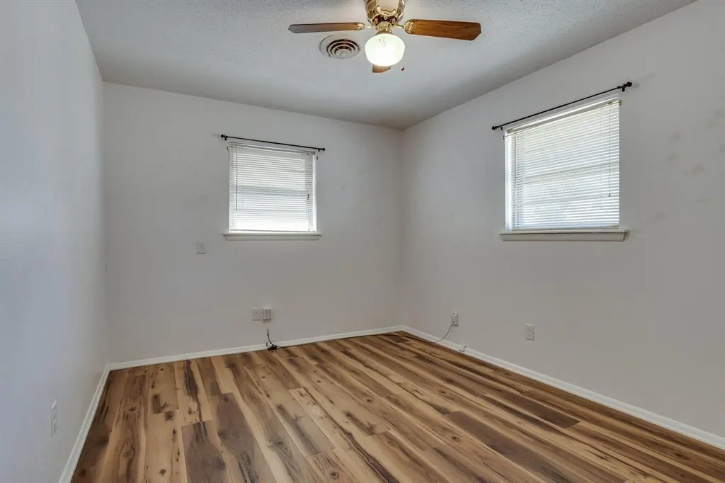 Photo 16 — 2105 Candy Lane, Del City, OK 73115