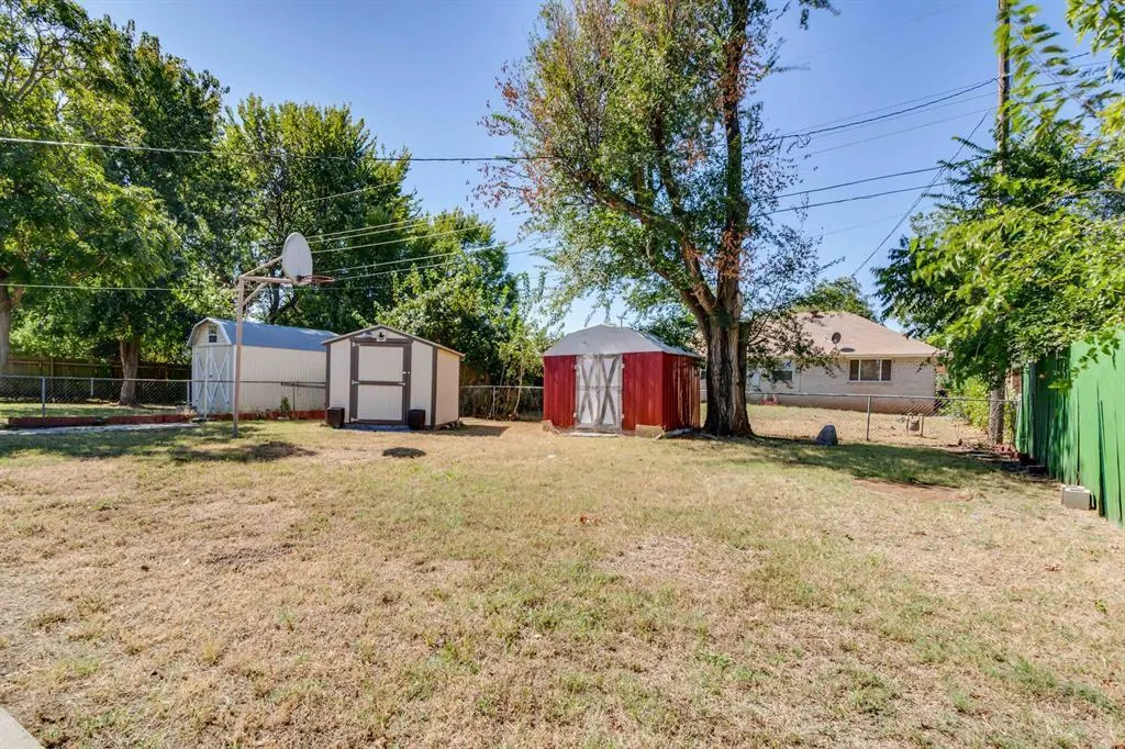 Photo 24 — 2105 Candy Lane, Del City, OK 73115