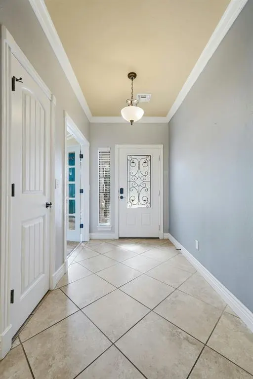 Photo 4 — 805 Candace Lane, Altus, OK 73521
