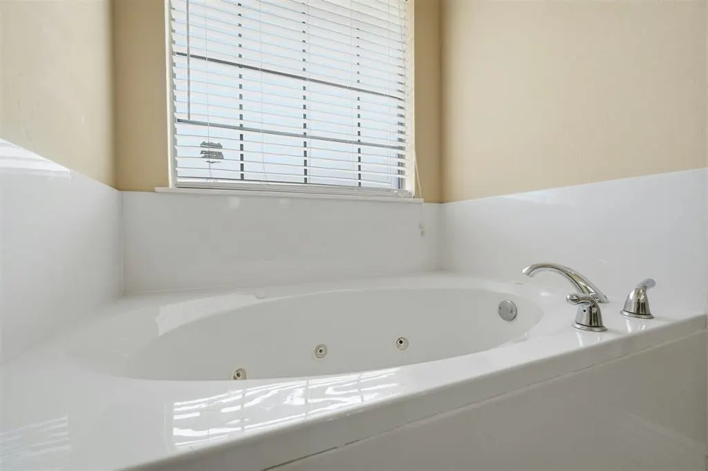 Photo 23 — 805 Candace Lane, Altus, OK 73521