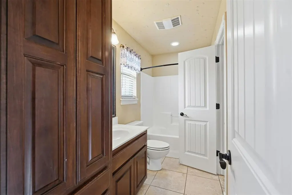 Photo 40 — 805 Candace Lane, Altus, OK 73521