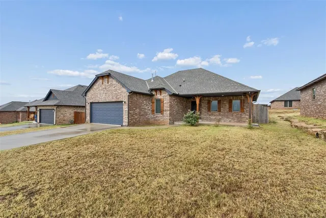 Photo 3 — 2711 Landmark Drive, Seminole, OK 74868