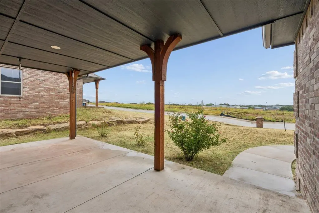 Photo 8 — 2711 Landmark Drive, Seminole, OK 74868