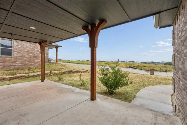 Photo 8 — 2711 Landmark Drive, Seminole, OK 74868