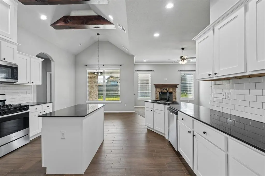 Photo 23 — 2711 Landmark Drive, Seminole, OK 74868