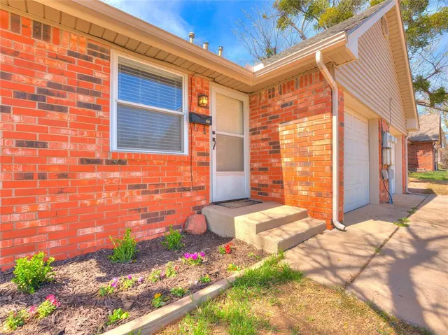 Photo 2 — 101 N Hortense Avenue, Edmond, OK 73034