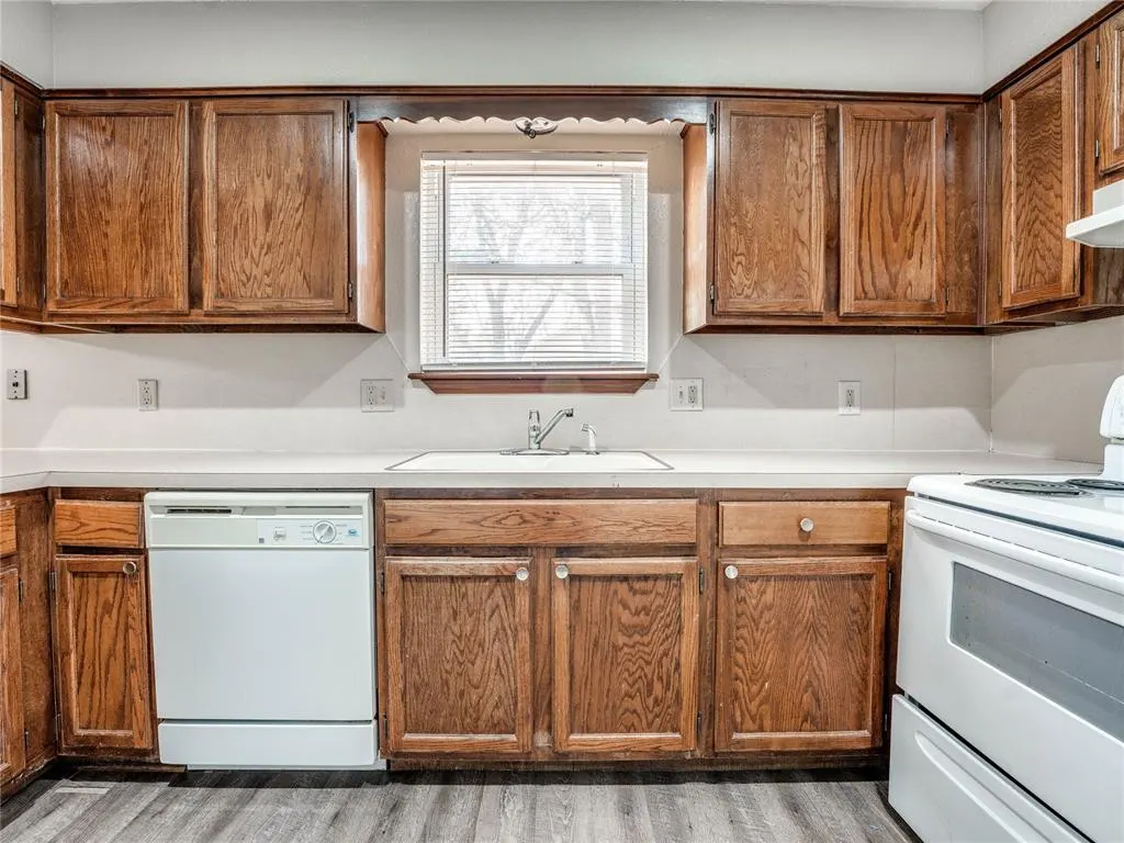 Photo 9 — 101 N Hortense Avenue, Edmond, OK 73034