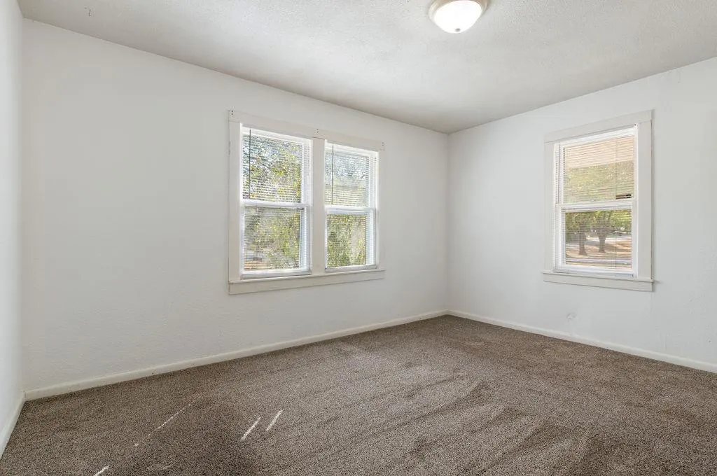 Photo 32 — 1229 N Center Avenue, Shawnee, OK 74801