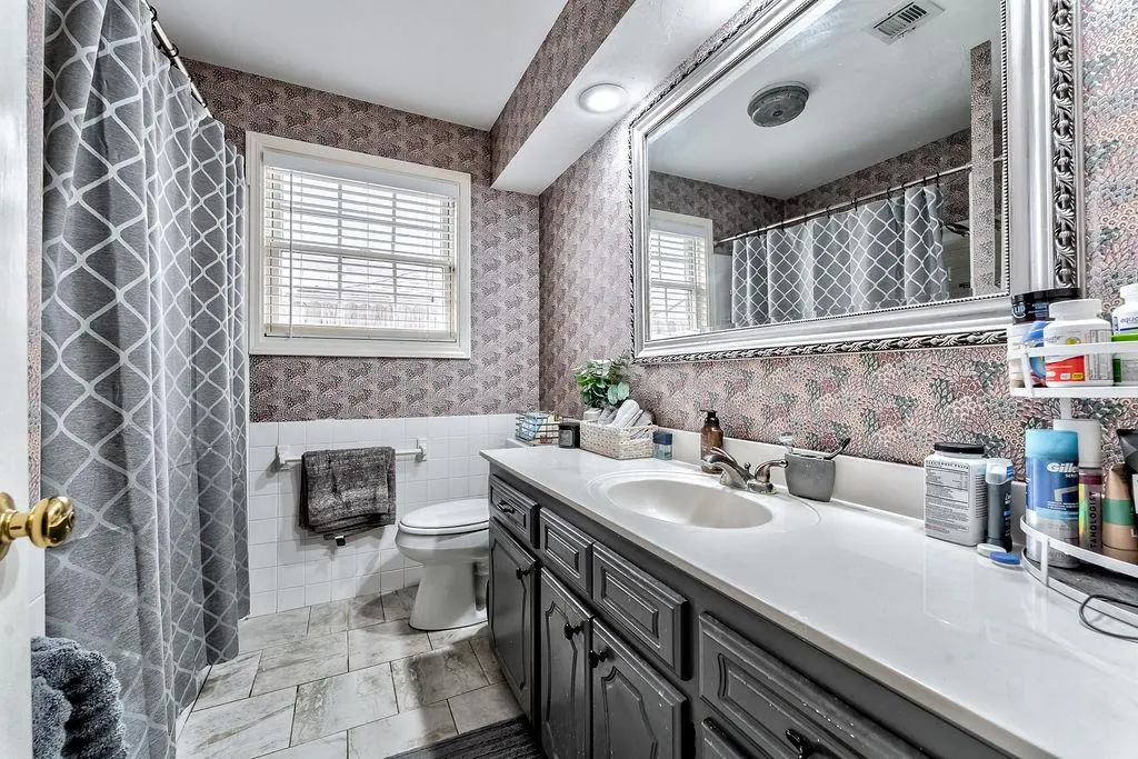 Photo 21 — 8813 Lakeaire Drive, Oklahoma City, OK 73132