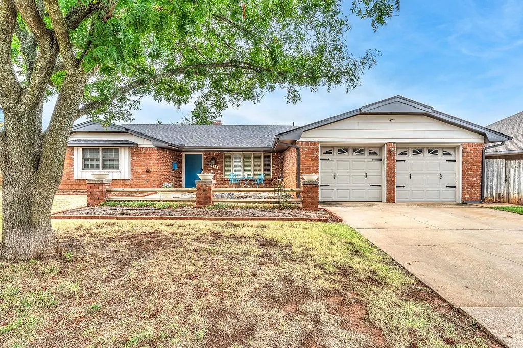 Front exterior — 8813 Lakeaire Drive, Oklahoma City, OK 73132