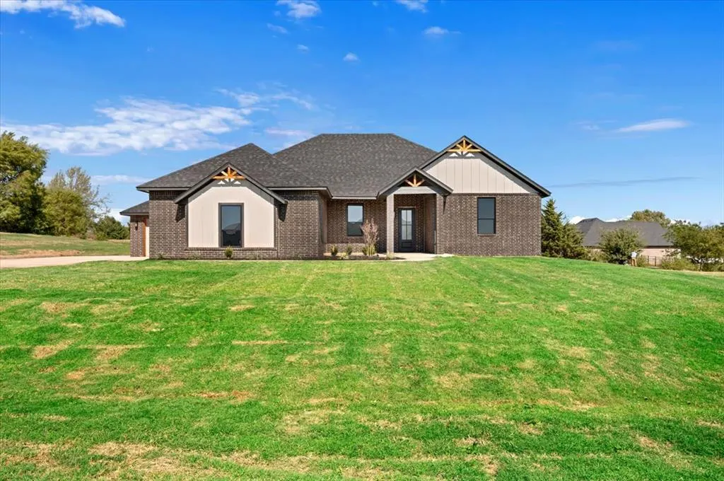 Front exterior — 2320 Baker Street, Blanchard, OK 73010