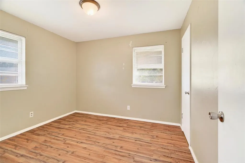 Photo 11 — 212 Vine Street, Yukon, OK 73099
