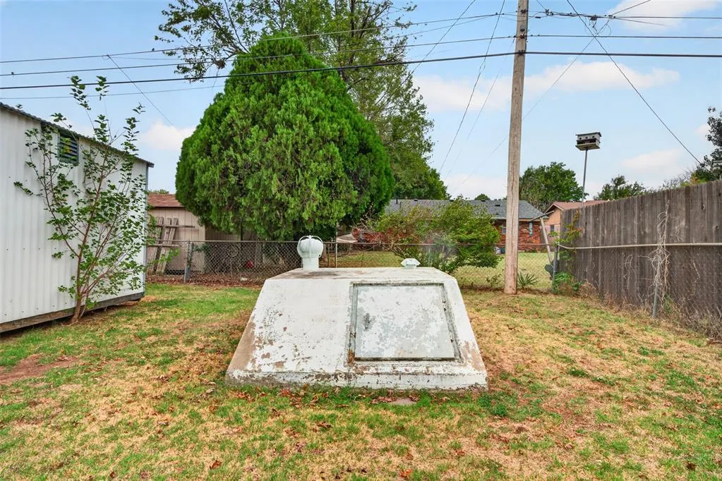 Photo 13 — 212 Vine Street, Yukon, OK 73099