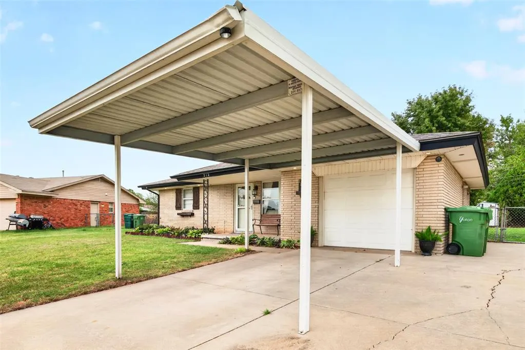 Photo 24 — 212 Vine Street, Yukon, OK 73099