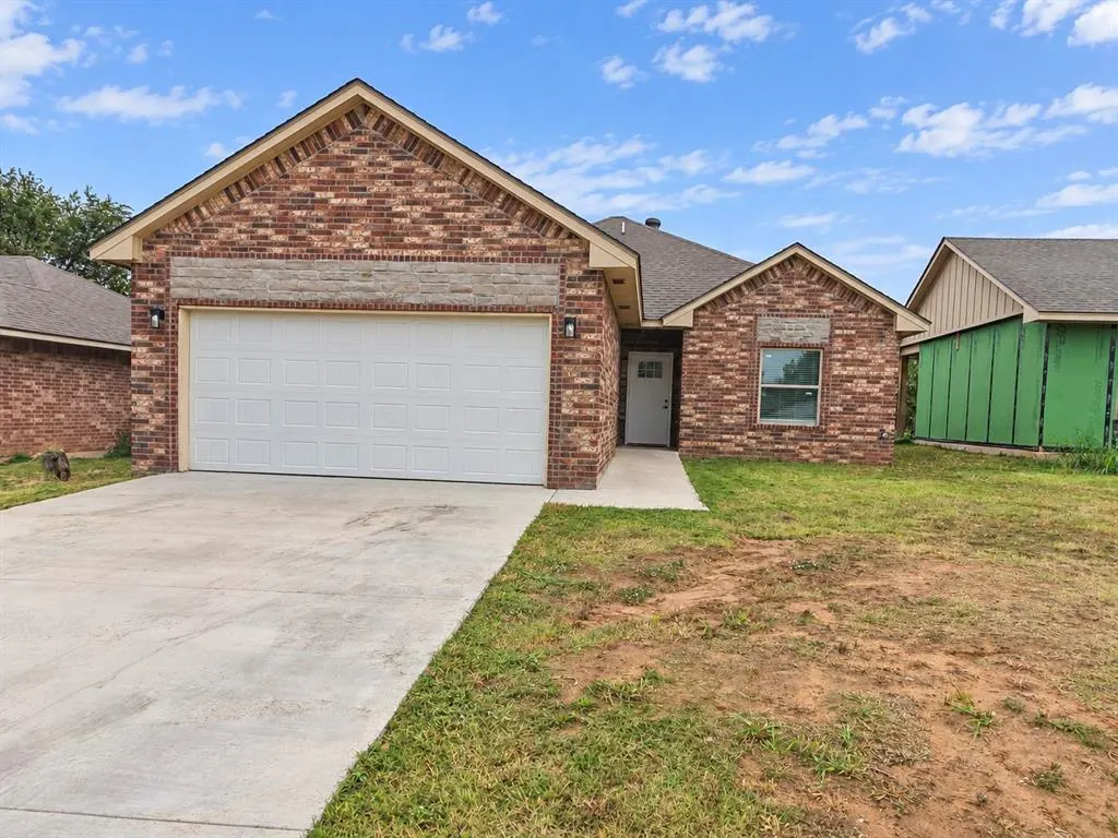 Front exterior — 8502 NE 34th Place, Spencer, OK 73084