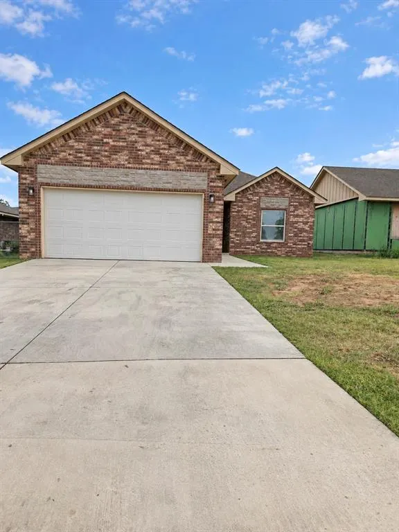Photo 2 — 8502 NE 34th Place, Spencer, OK 73084