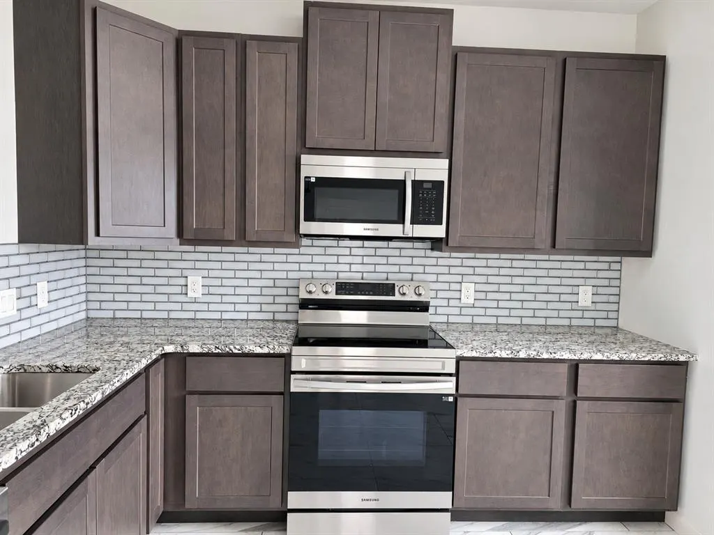 Photo 8 — 8502 NE 34th Place, Spencer, OK 73084