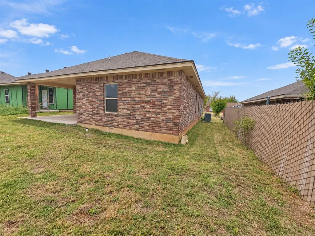 Photo 38 — 8502 NE 34th Place, Spencer, OK 73084